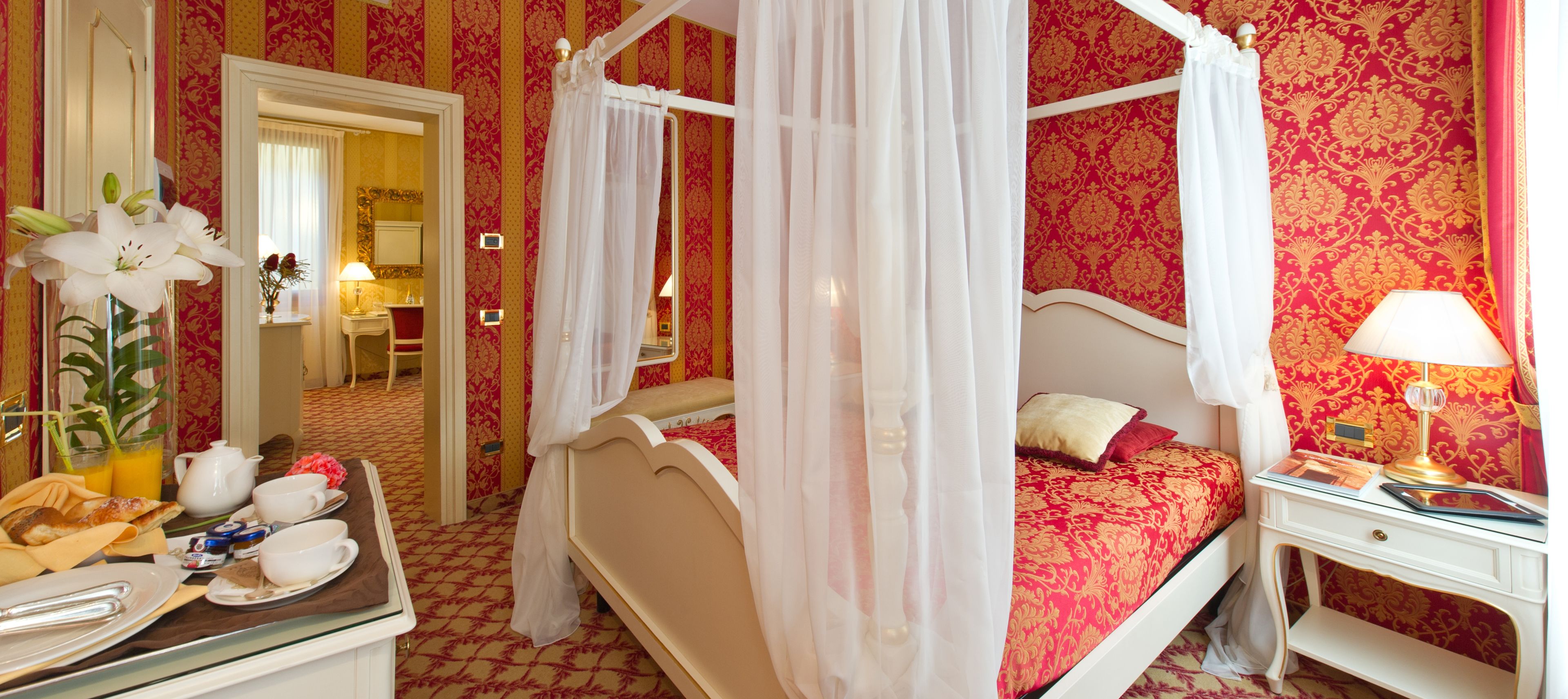 Hotel Savoia & Jolanda