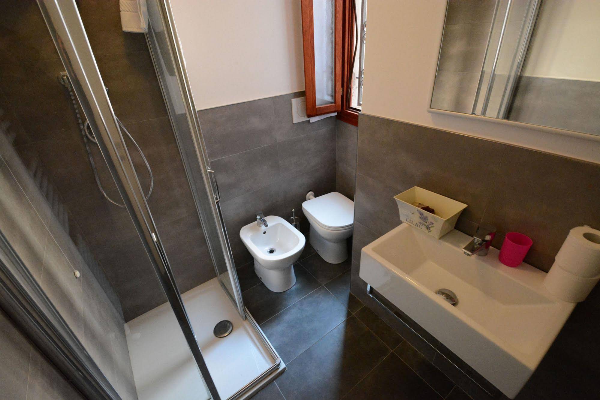 Ve.N.I.Ce. Cera Ca' De La Mandola