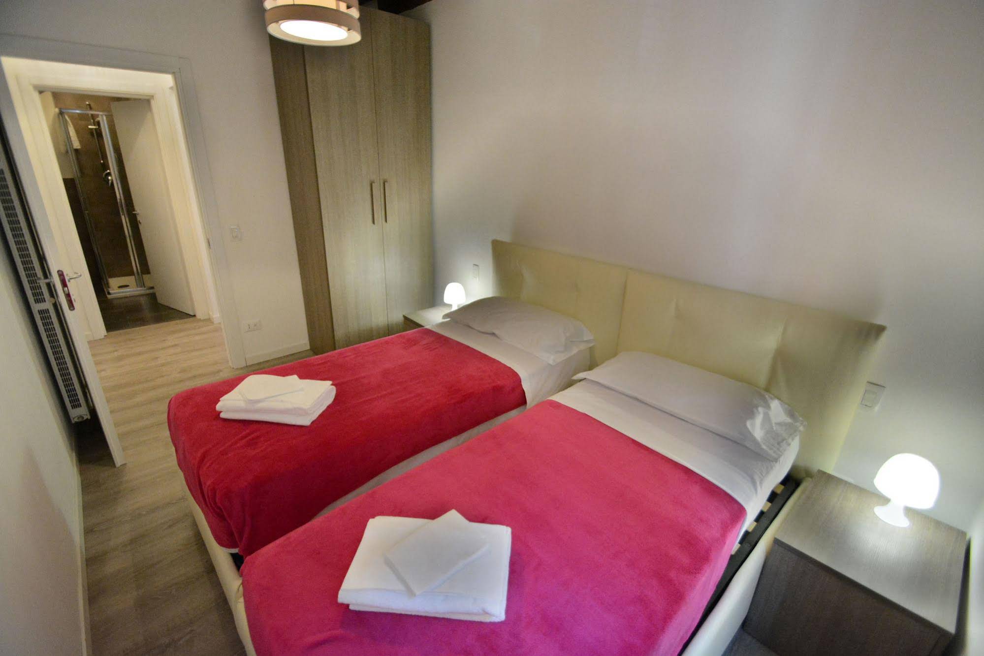 Ve.N.I.Ce. Cera Ca' De La Mandola