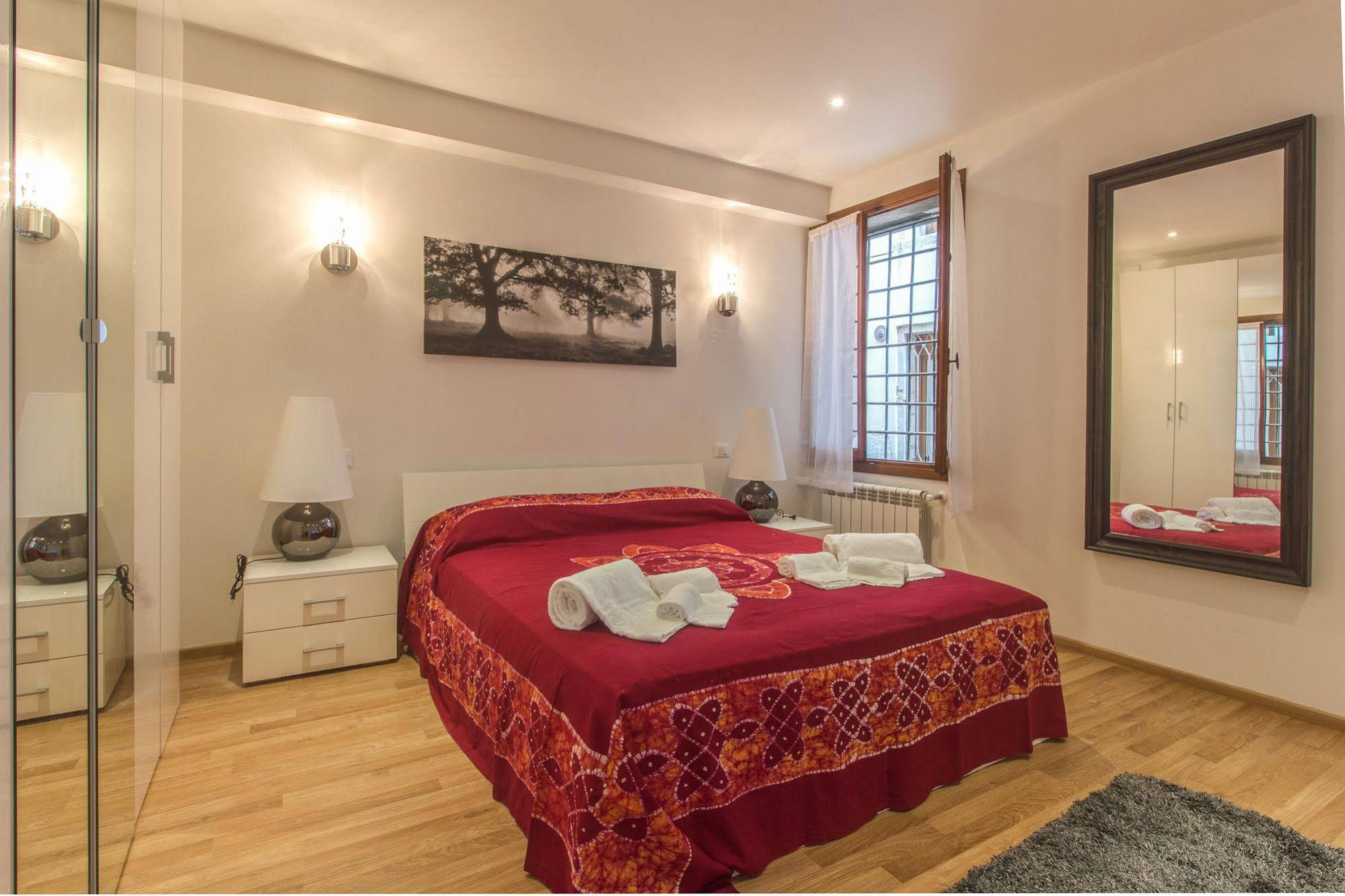 Ve.N.I.Ce. Cera Casa Del Doge