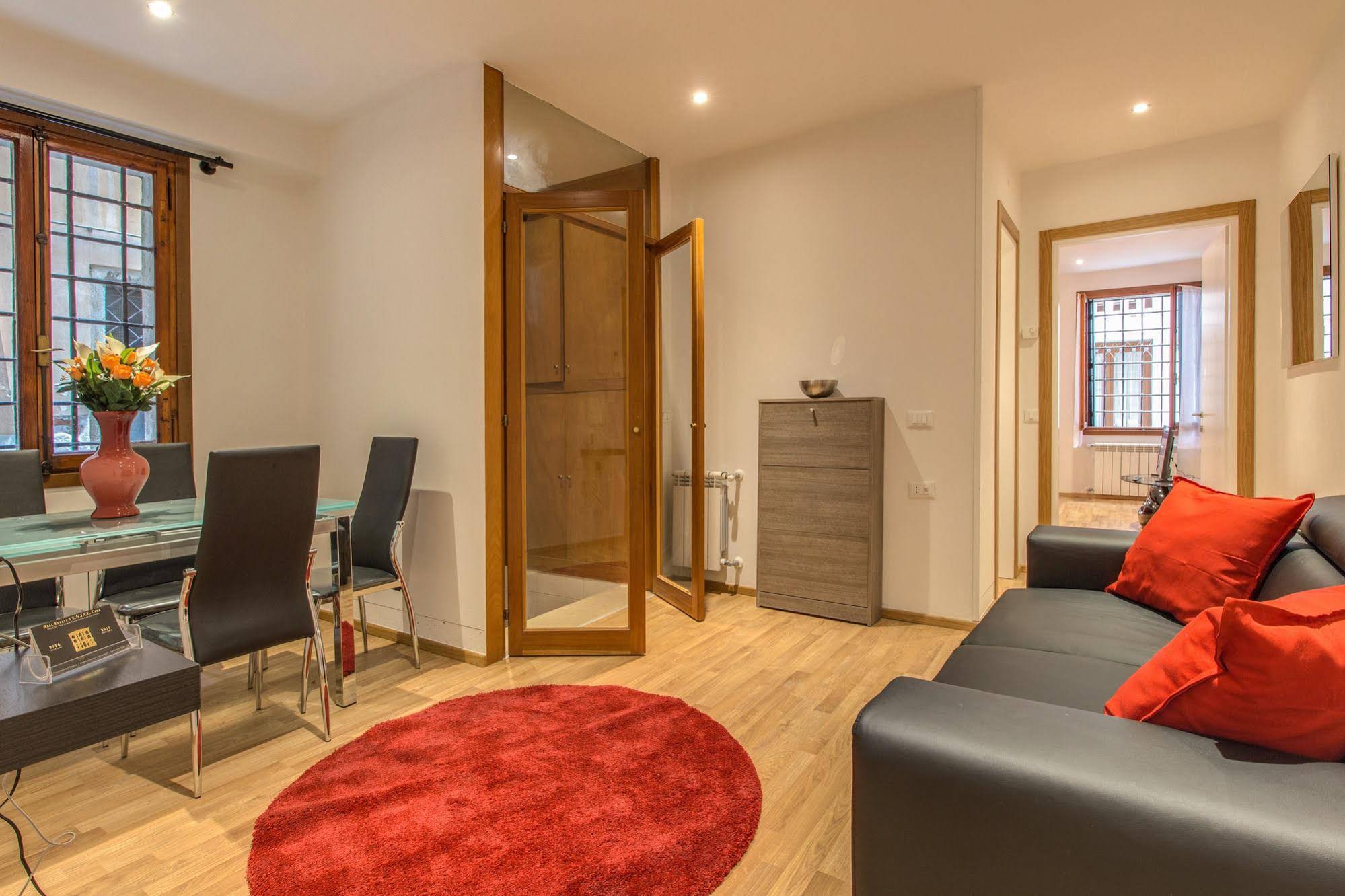 Ve.N.I.Ce. Cera Casa Del Doge