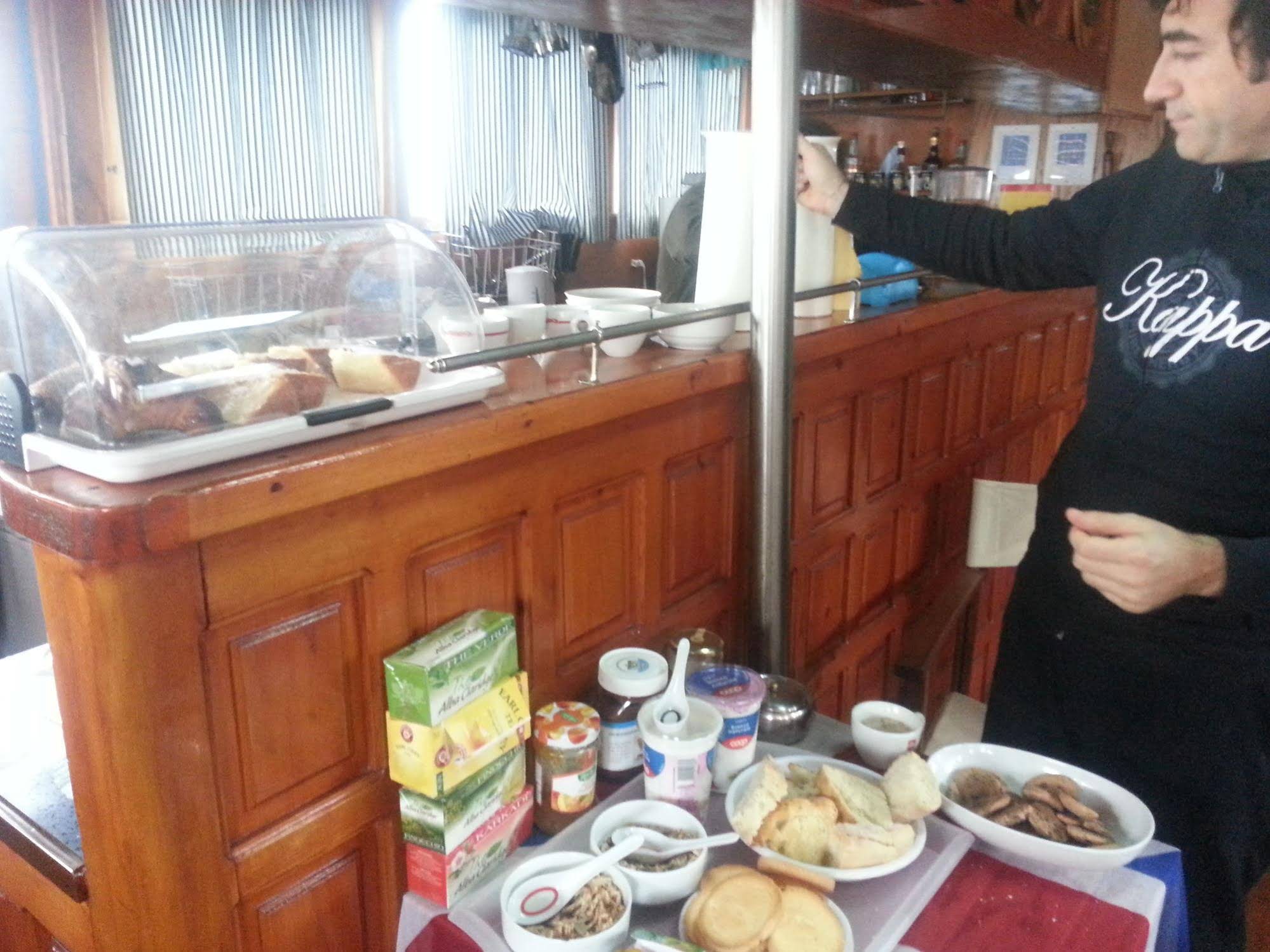 Venezia Boat & Breakfast Caicco Freedom