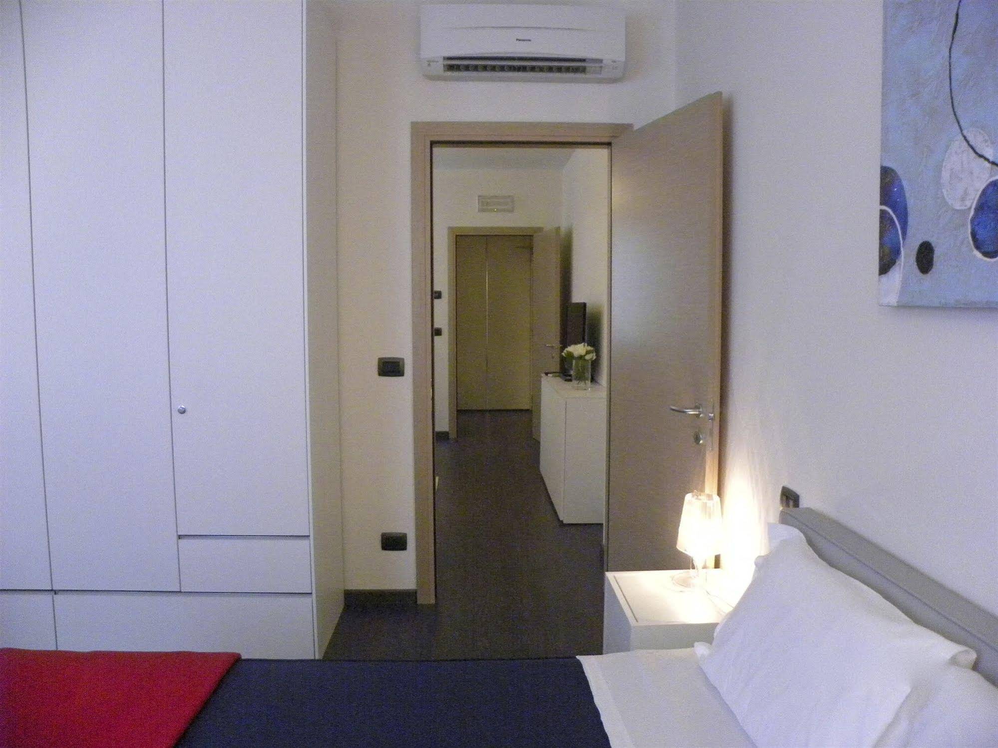 Venice Apartments Dante