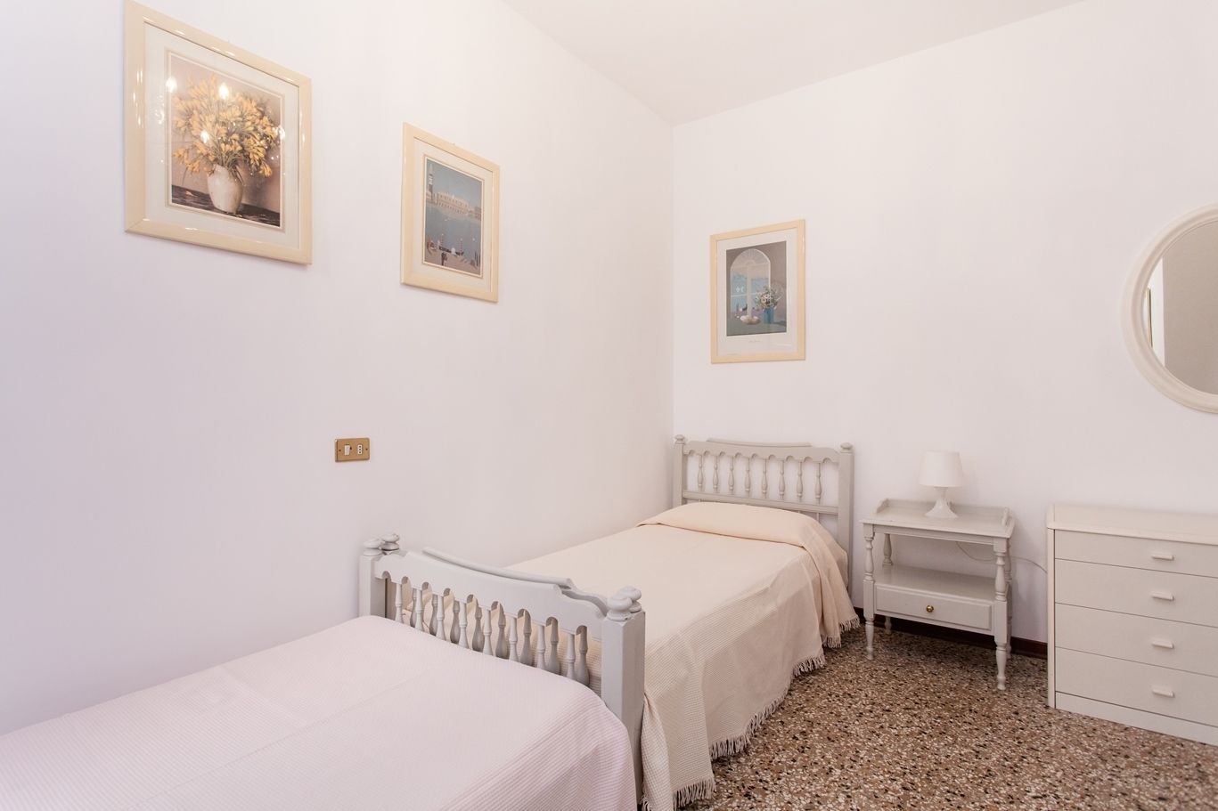 Venice Prince Apartments