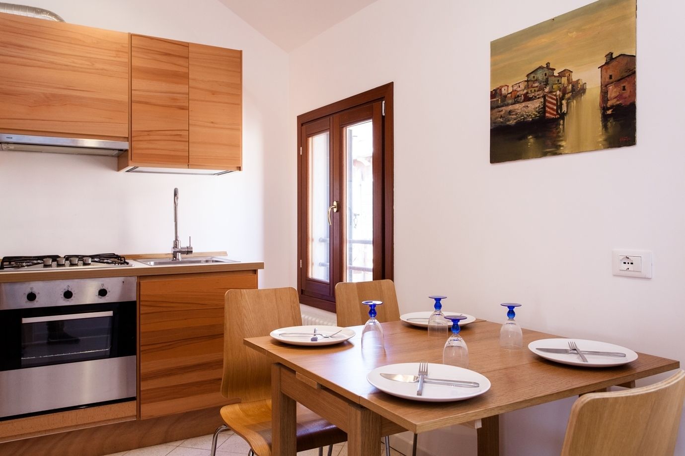 Venice Prince Apartments