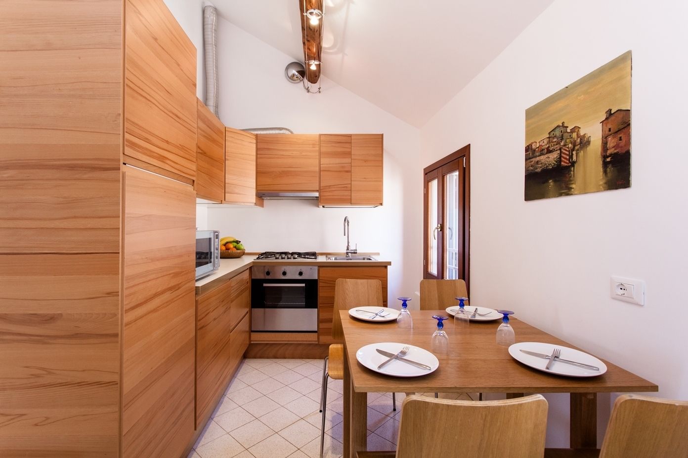 Venice Prince Apartments