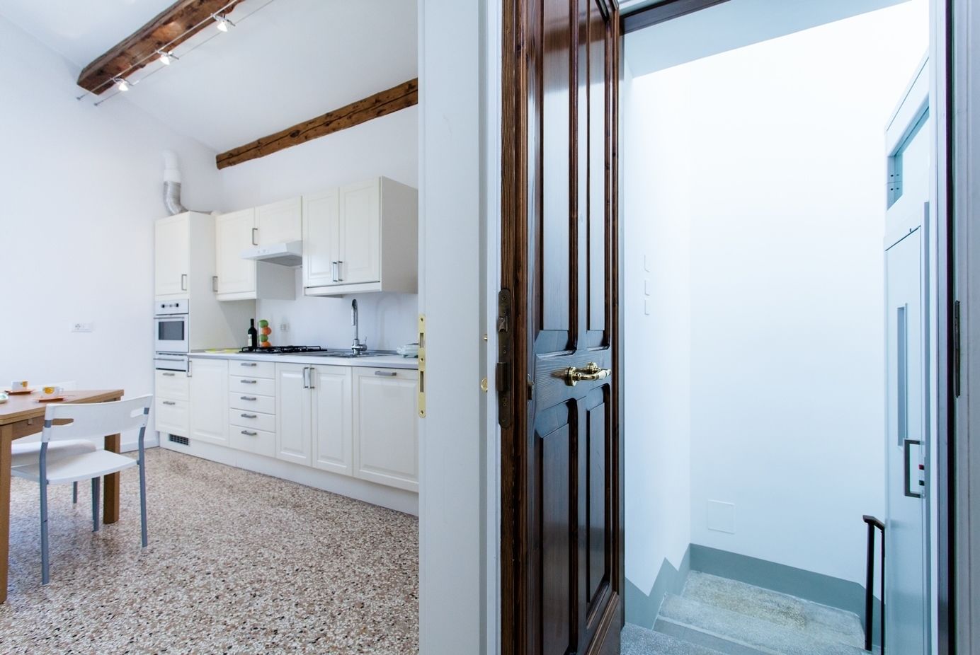 Venice Prince Apartments