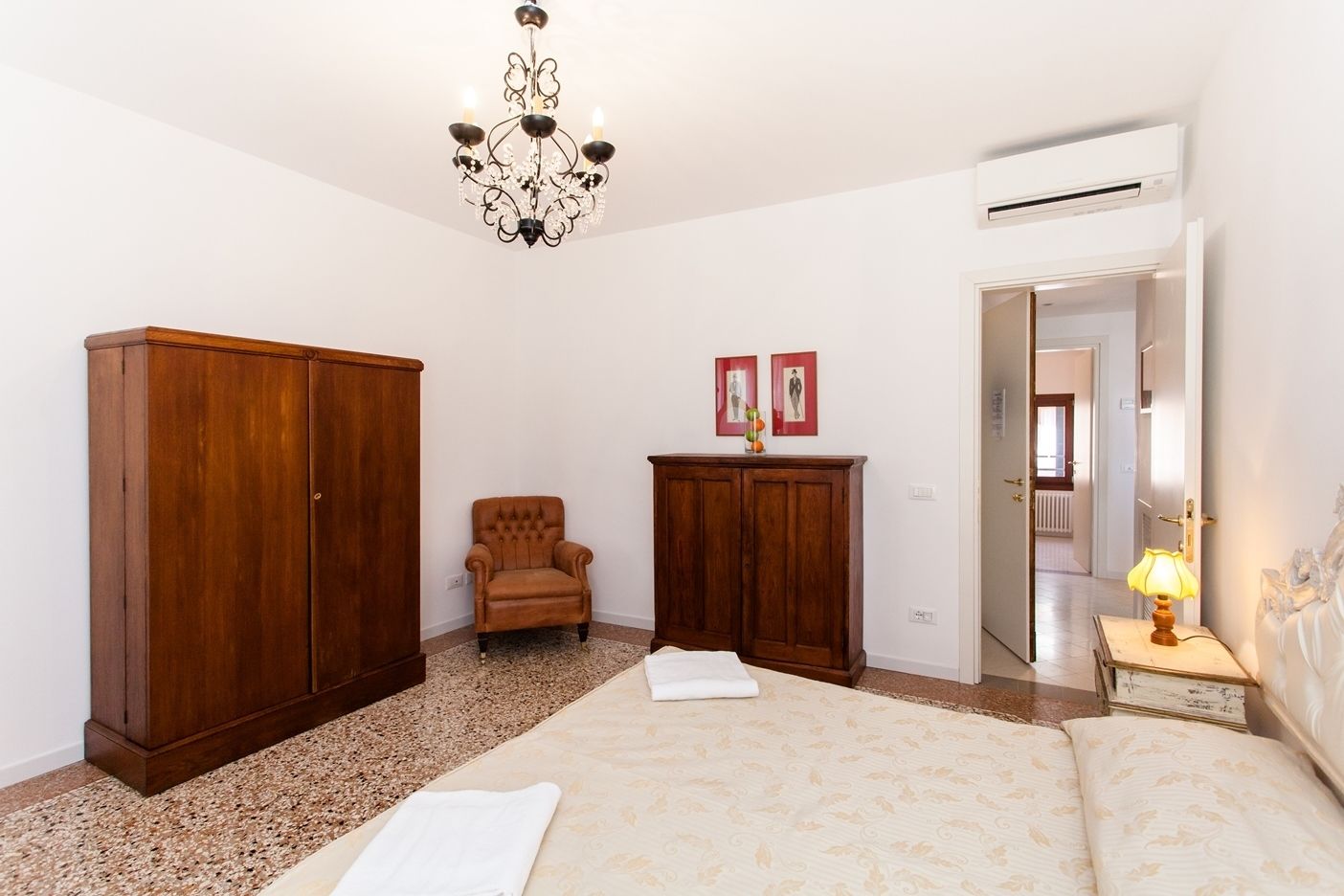 Venice Prince Apartments