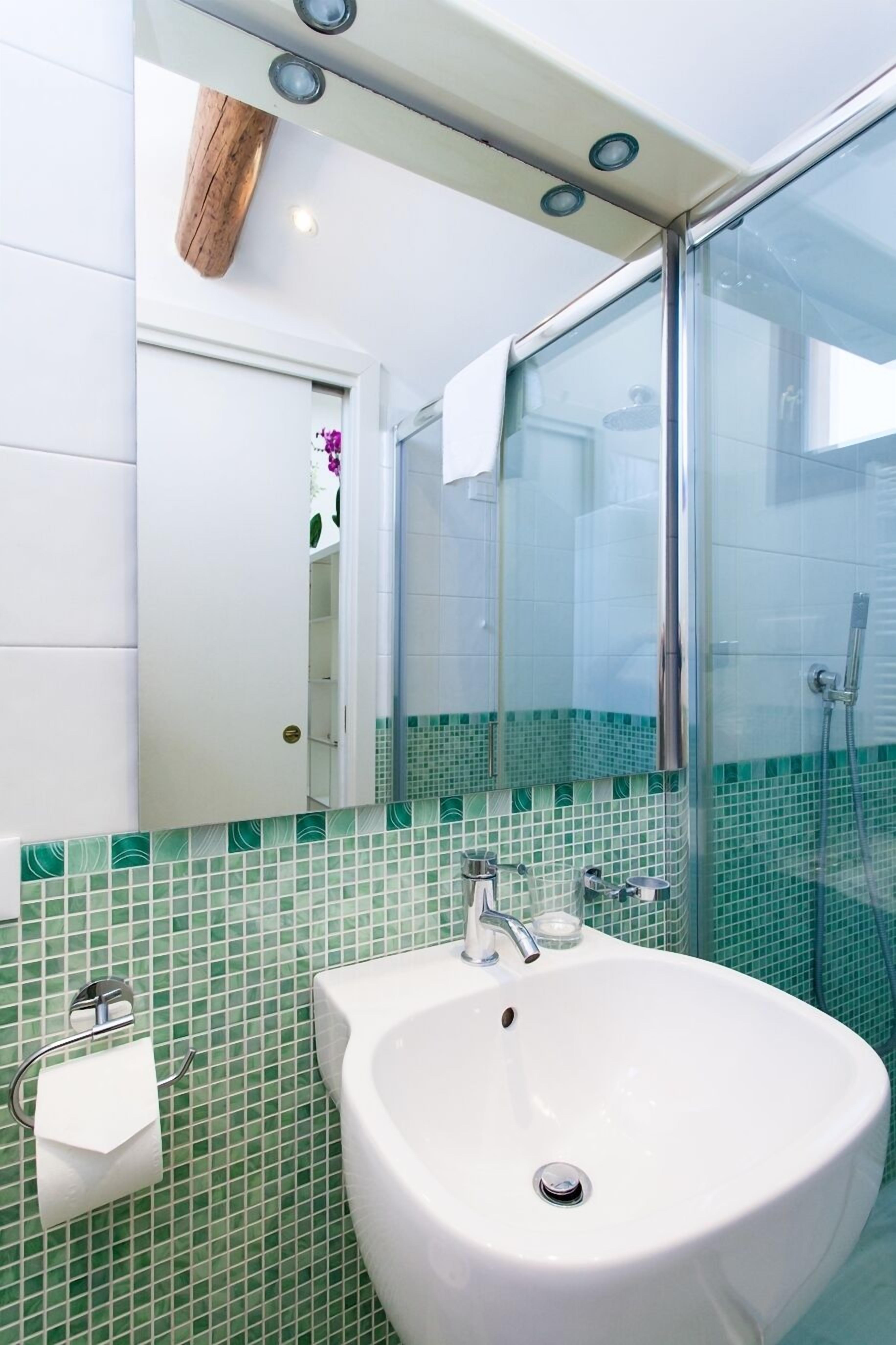 Venice Prince Apartments