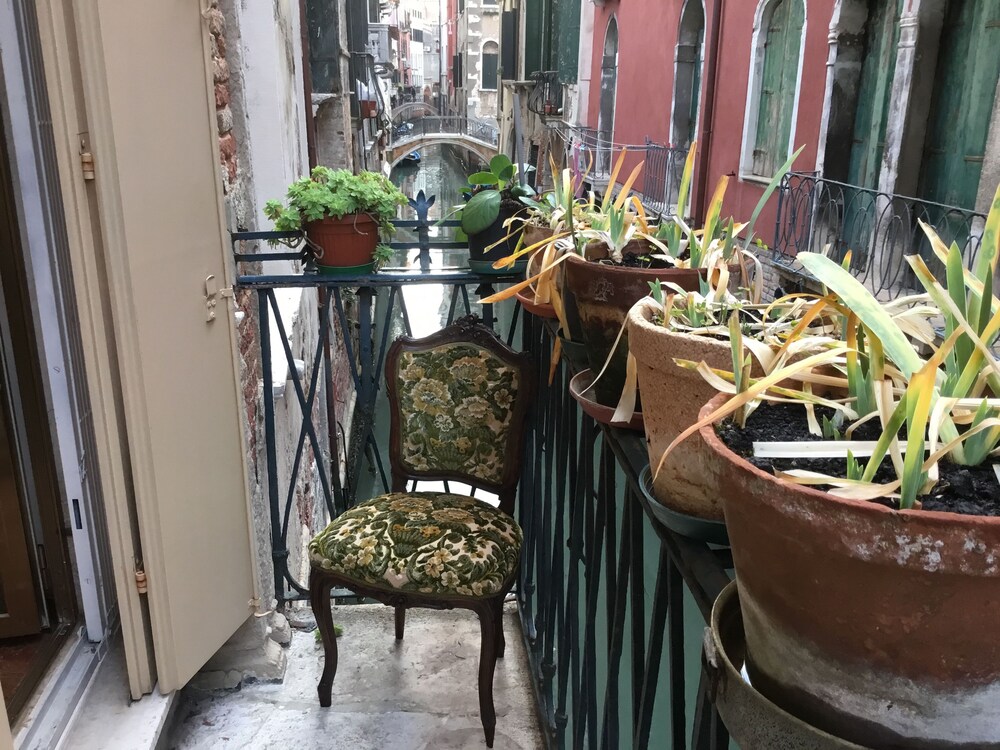 Venice Sun Apartment And Rooms