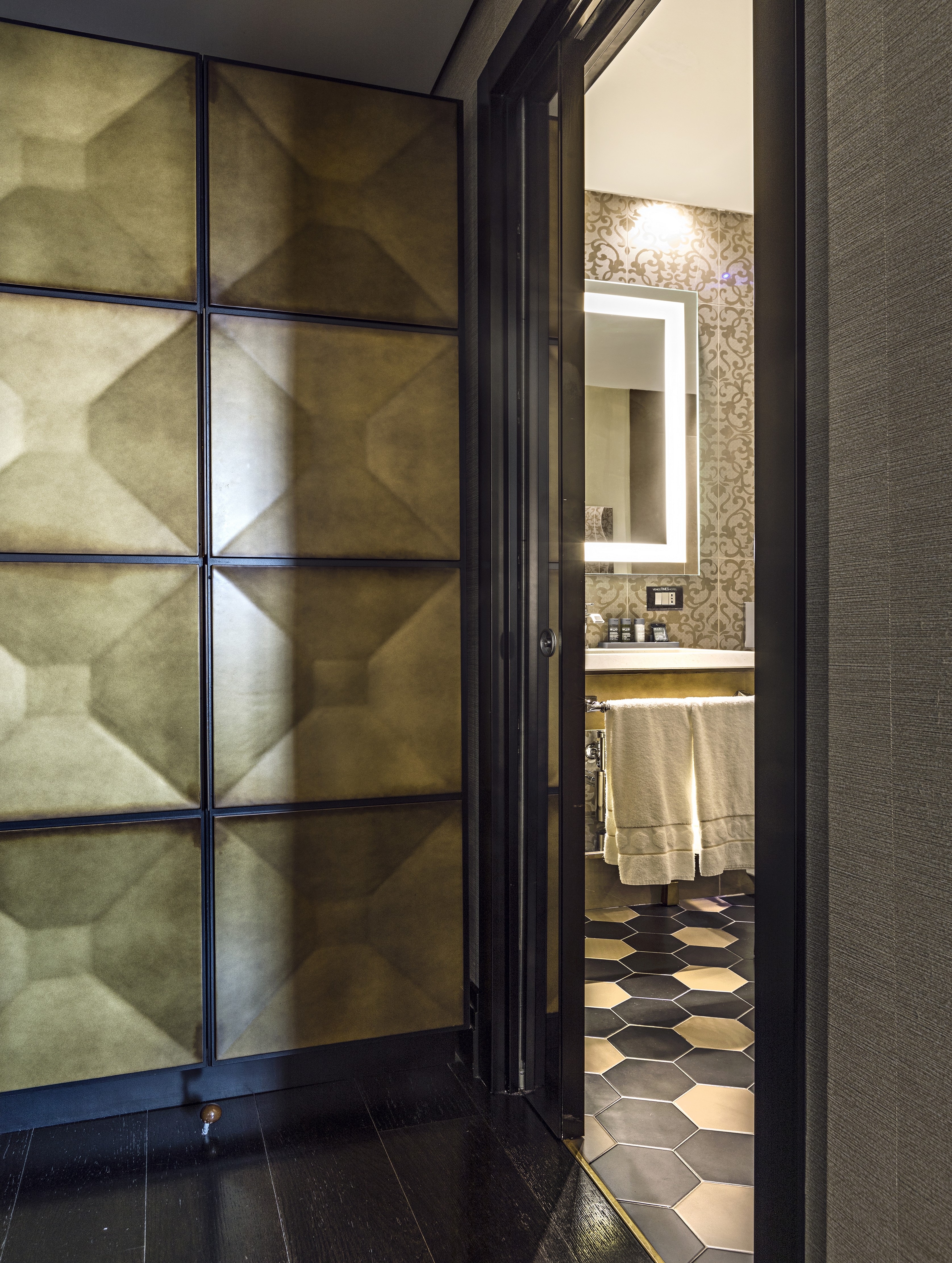 Venice Times Hotel