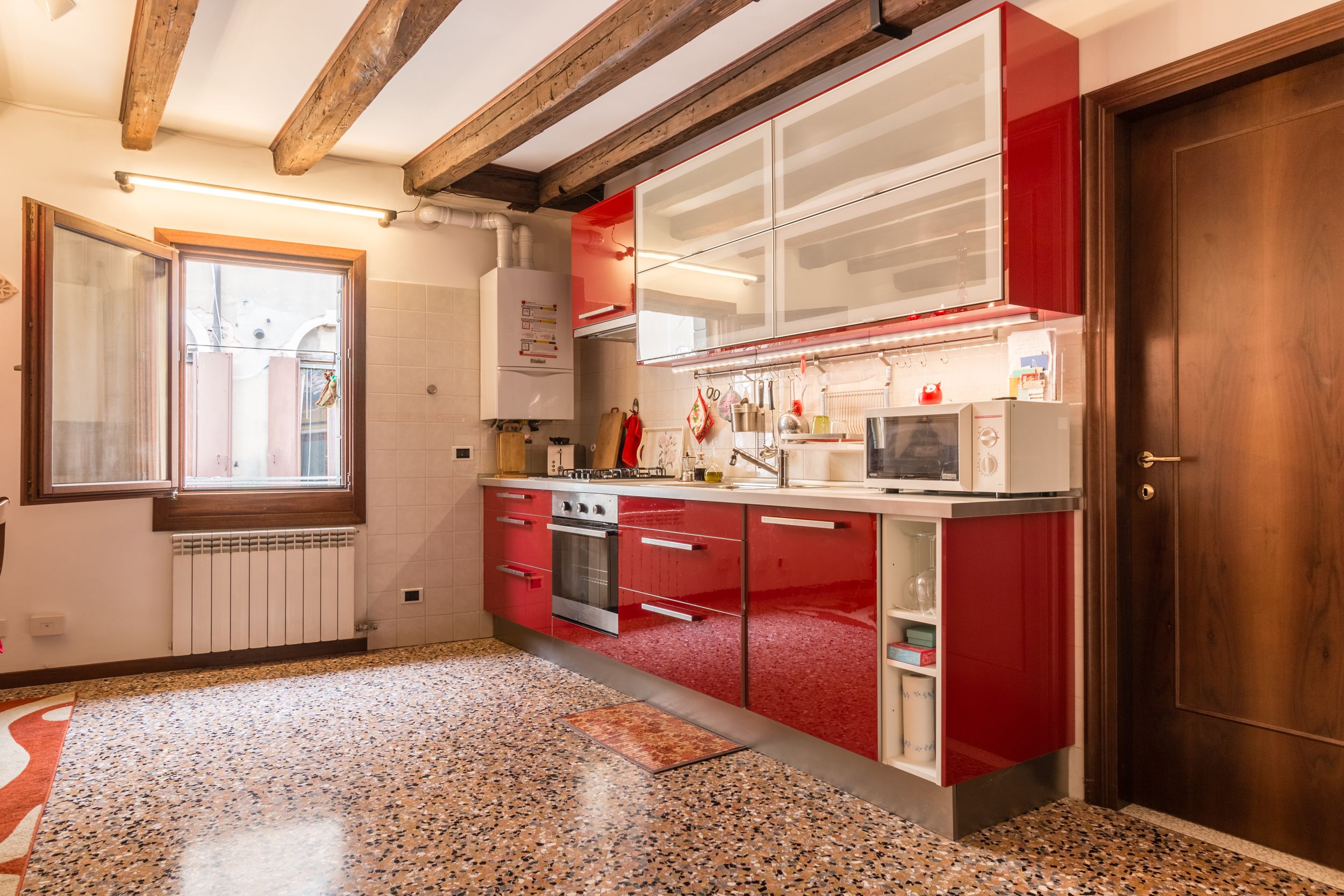 Vivaldi Apartment