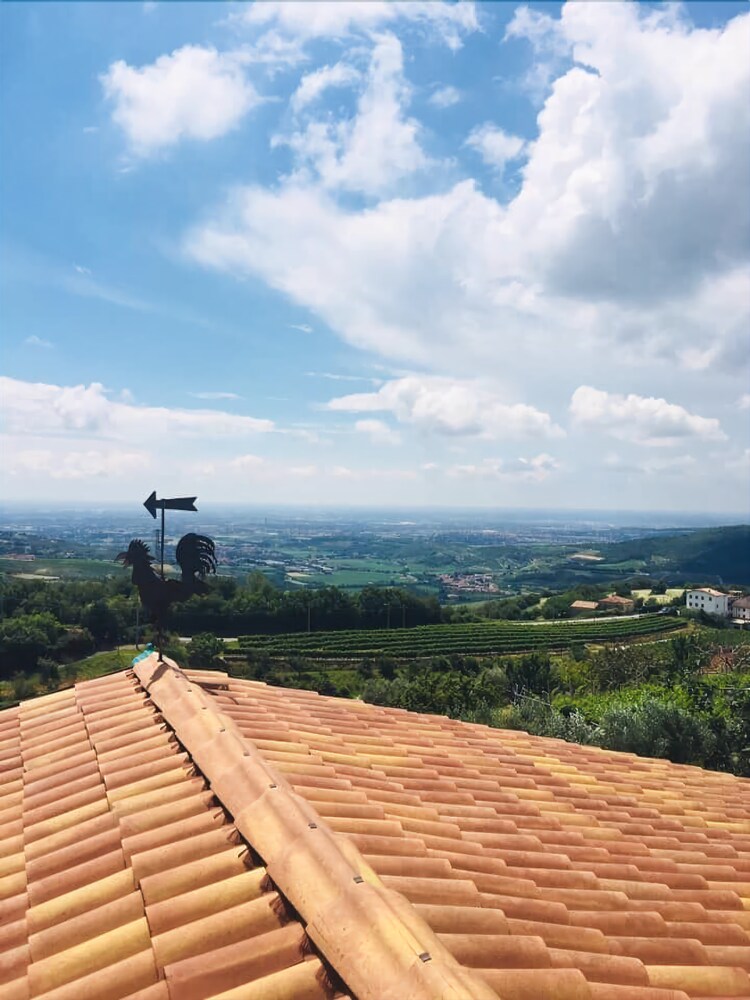 Agriturismo La Perlara