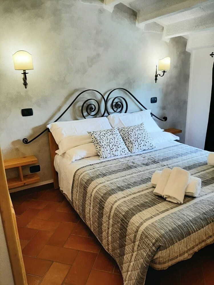 Agriturismo La Perlara