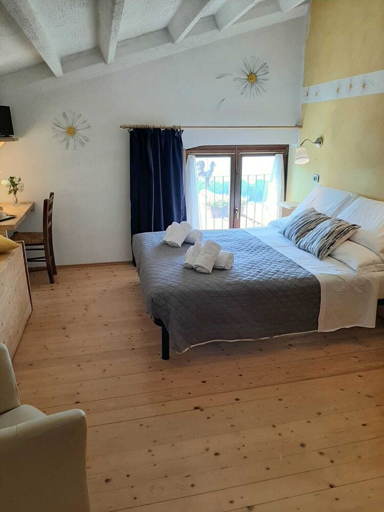 Agriturismo La Perlara