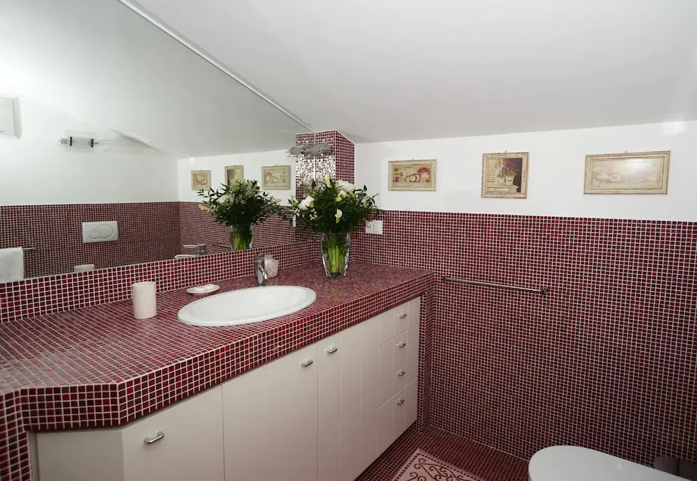 Al 19 B&B