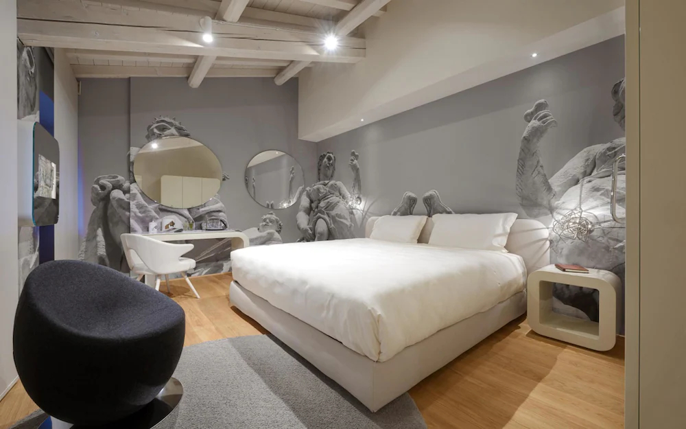 Lords of Verona Luxury Apartments