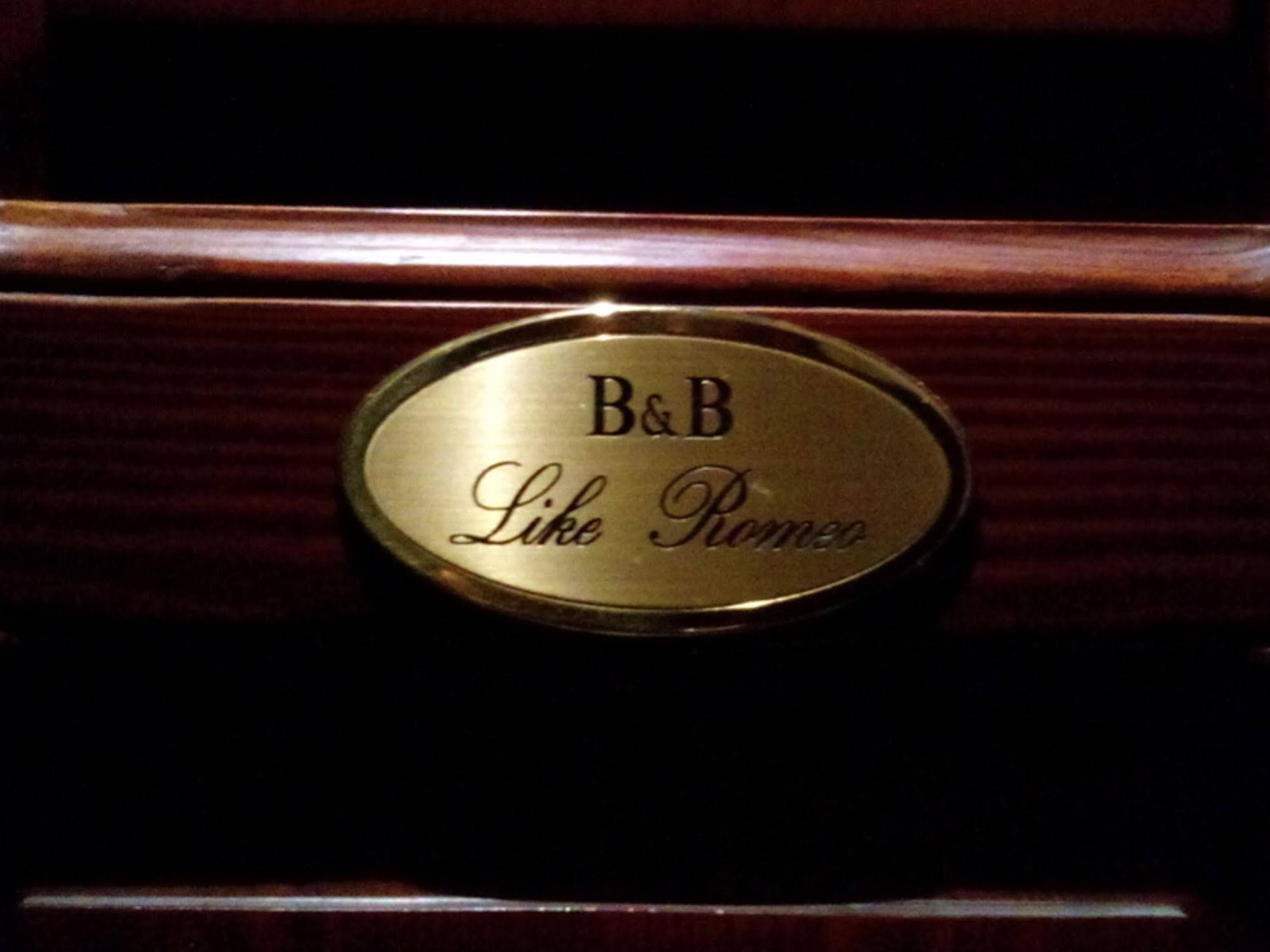 B&B Like Romeo