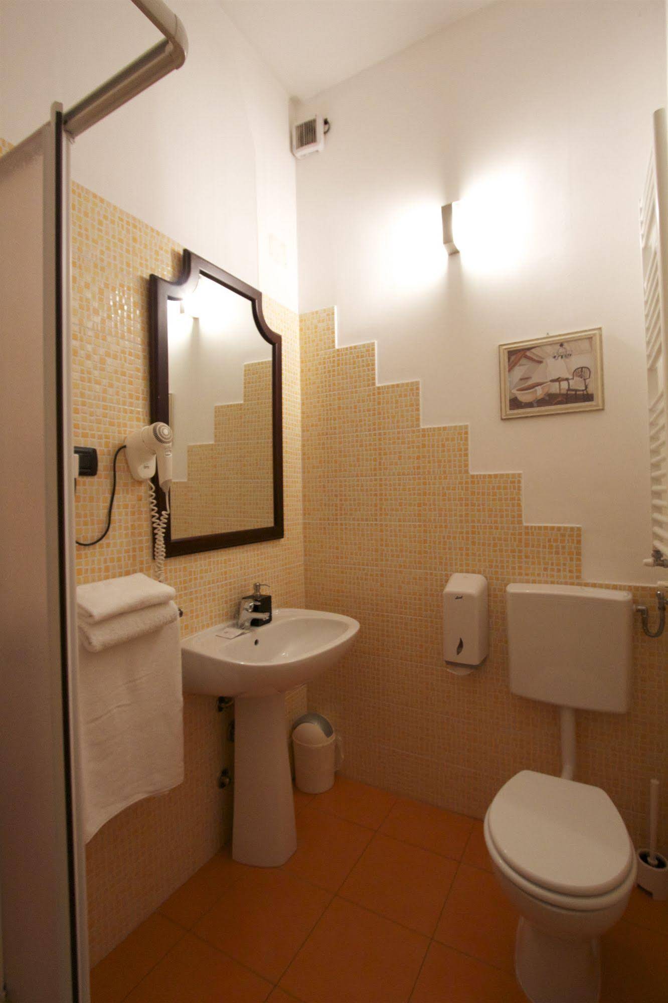 Bed And Breakfast Fiore Di Roby