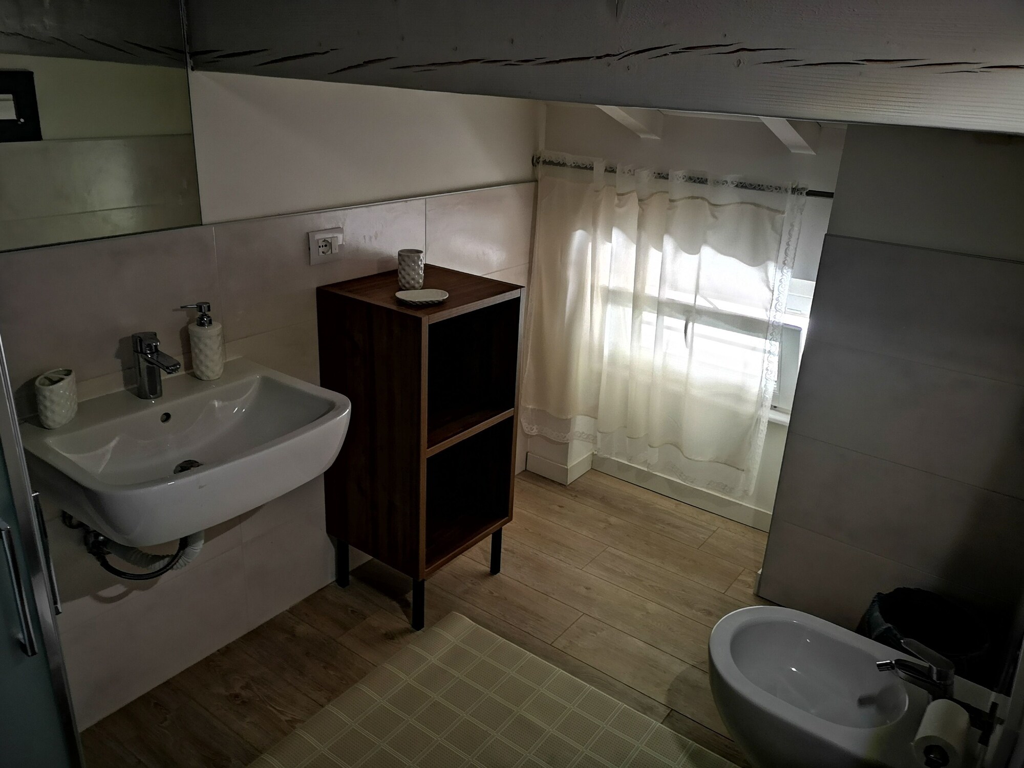 Carrera Home
