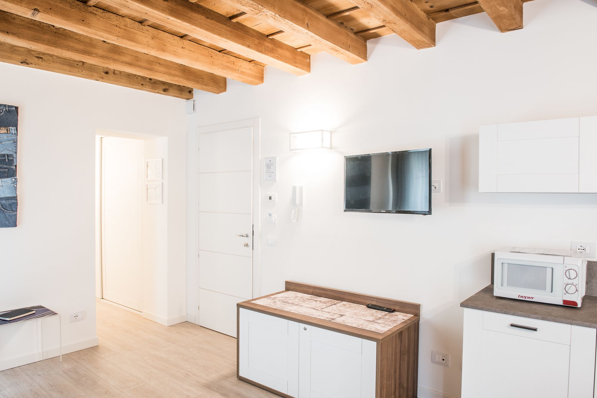 Carrera Home