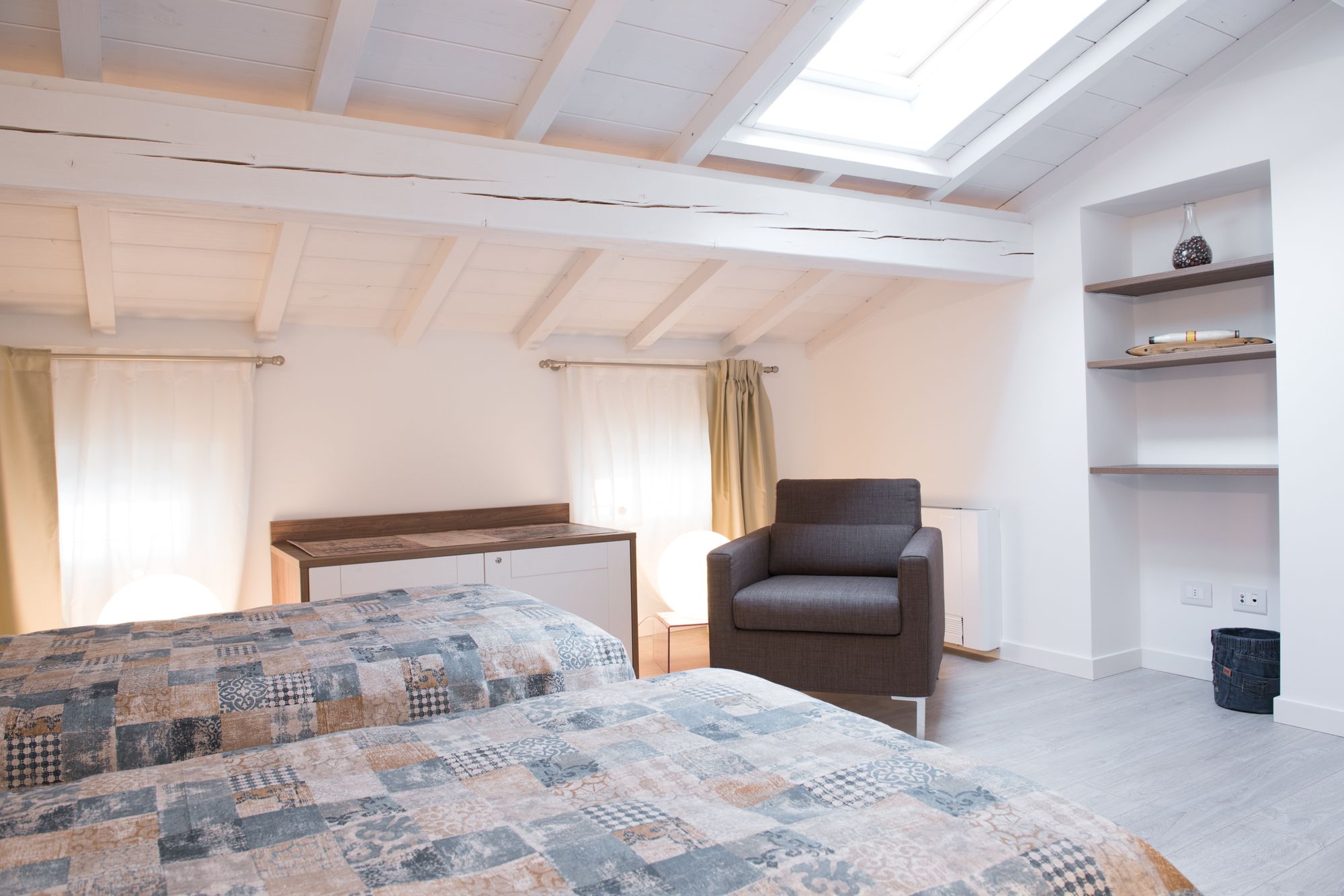 Carrera Home