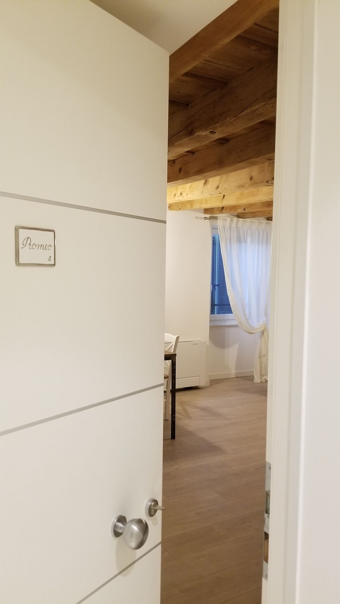 Carrera Home