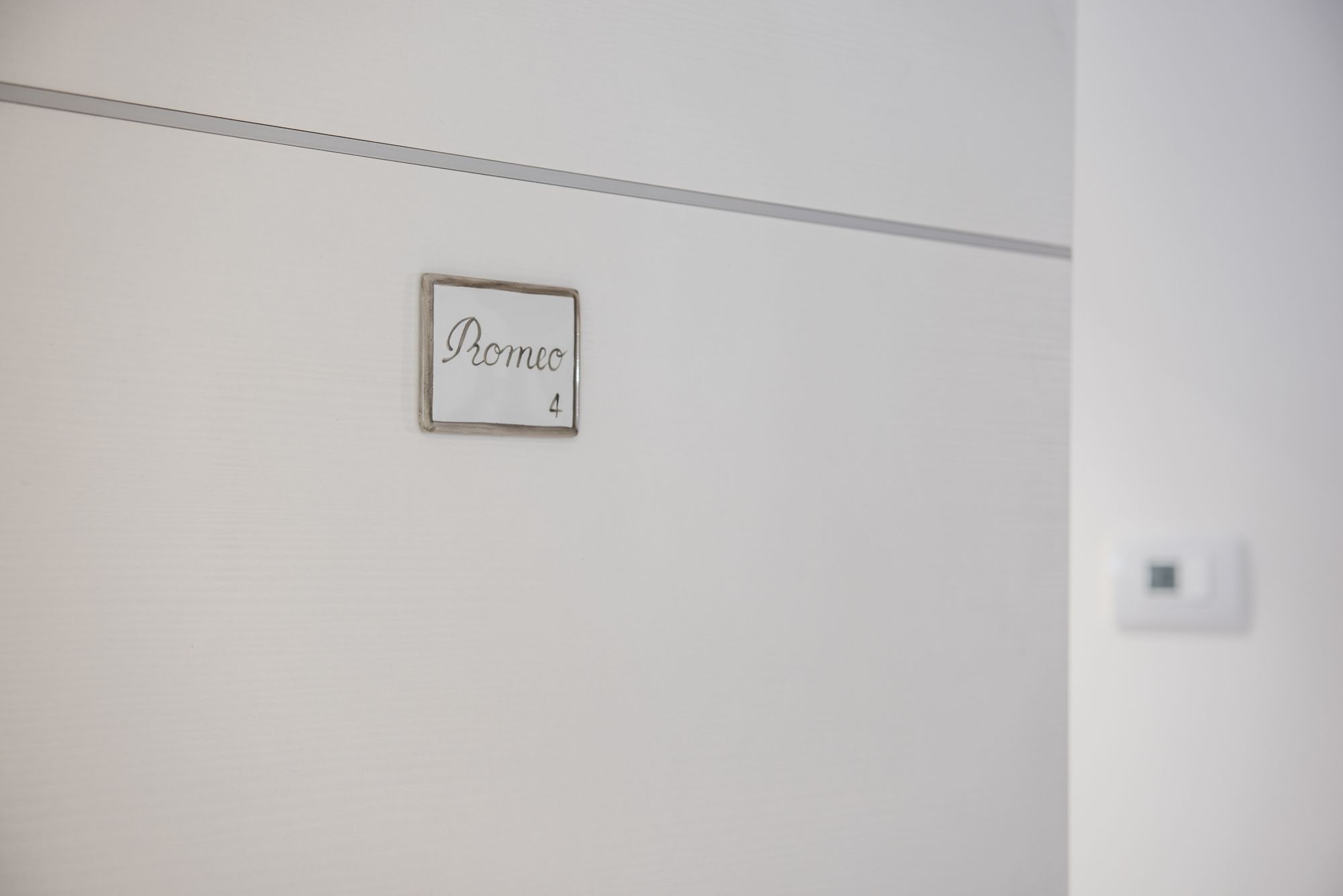 Carrera Home