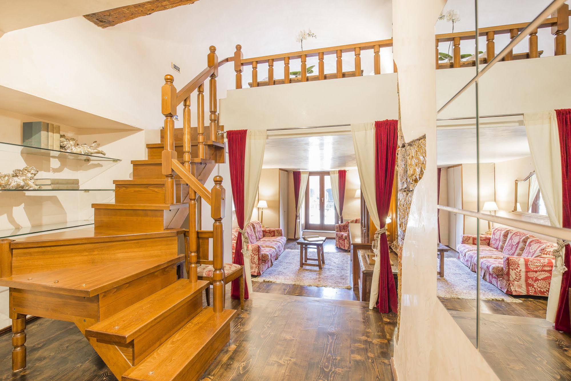 Corte Realdi Suites Piazza Erbe