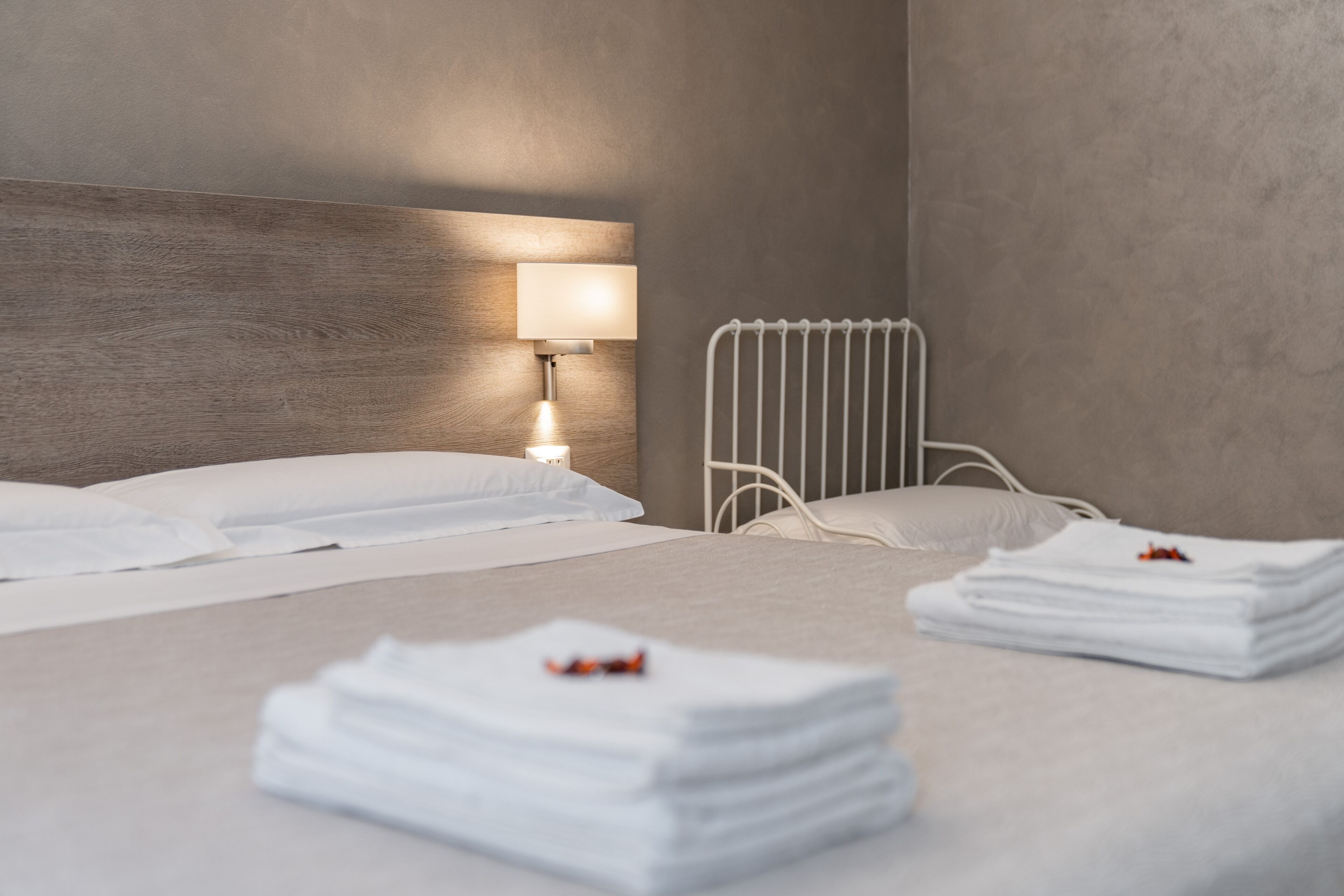 Dolce Notte Apartments