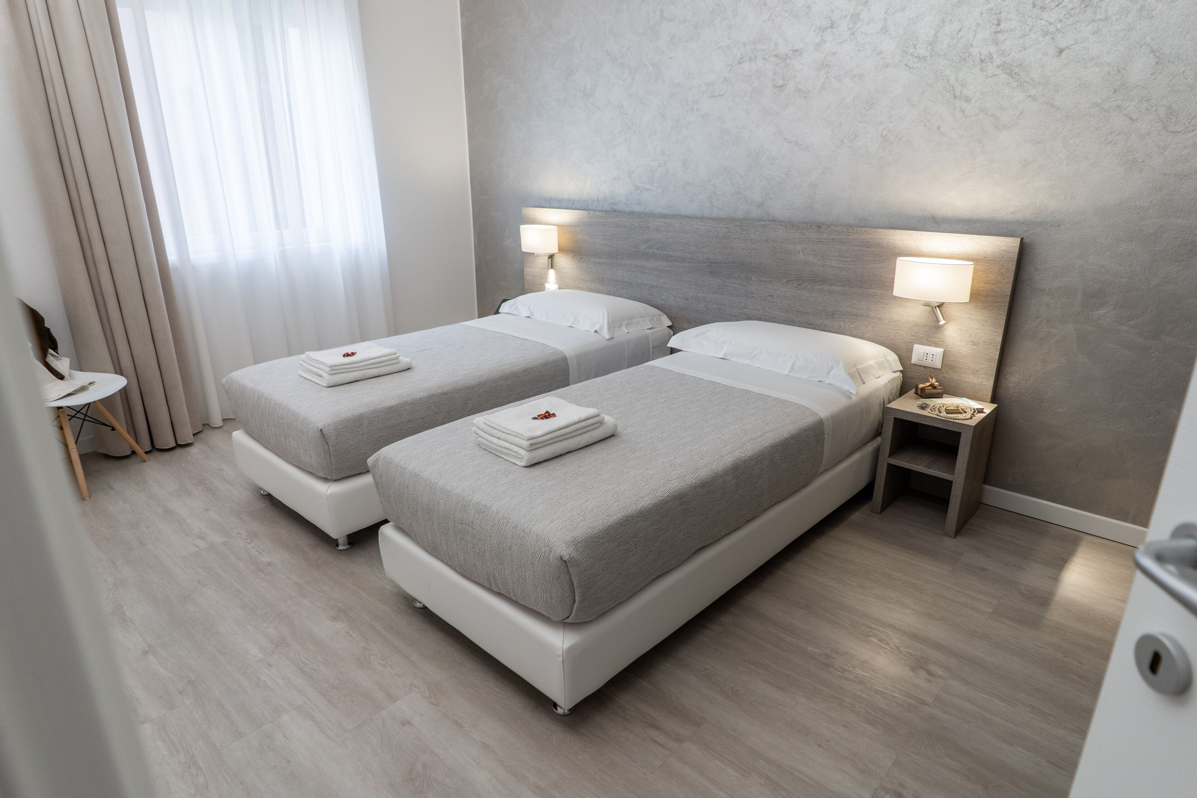 Dolce Notte Apartments