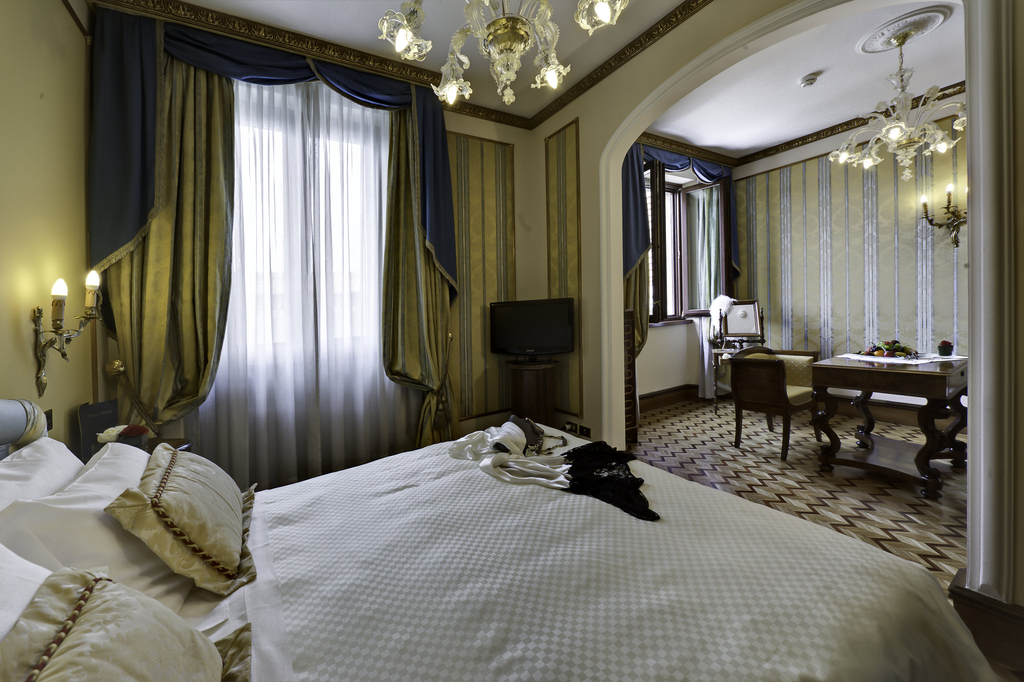 Due Torri Hotel