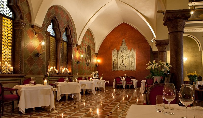 Due Torri Hotel