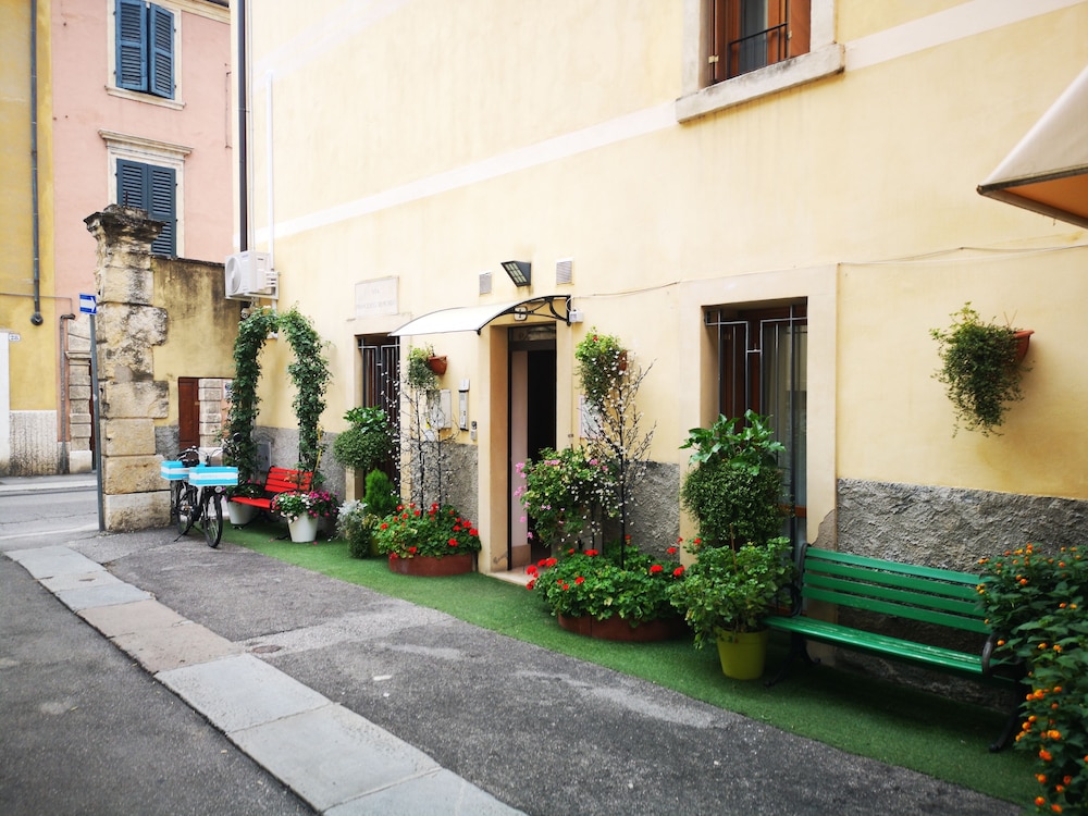 Giardino Giusti House