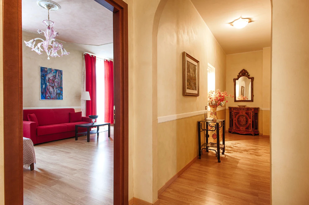 Lady Verona Residence