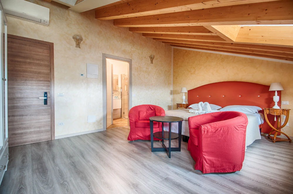 Lady Verona Residence