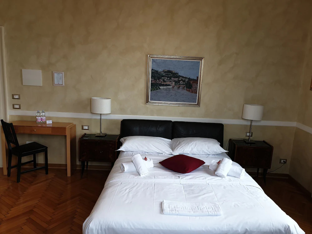 Lady Verona Residence