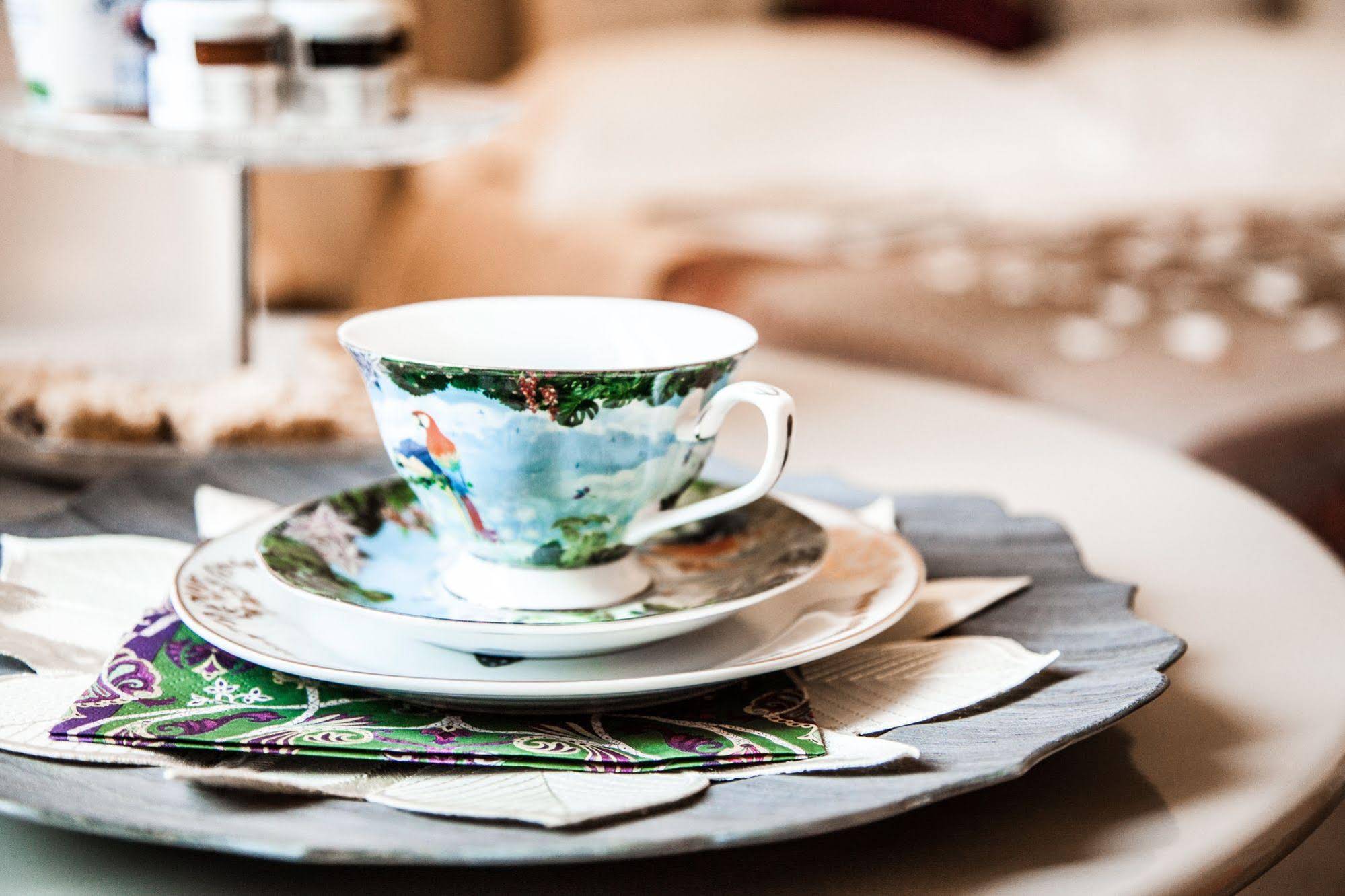 Le Flaneur Bed And Breakfast