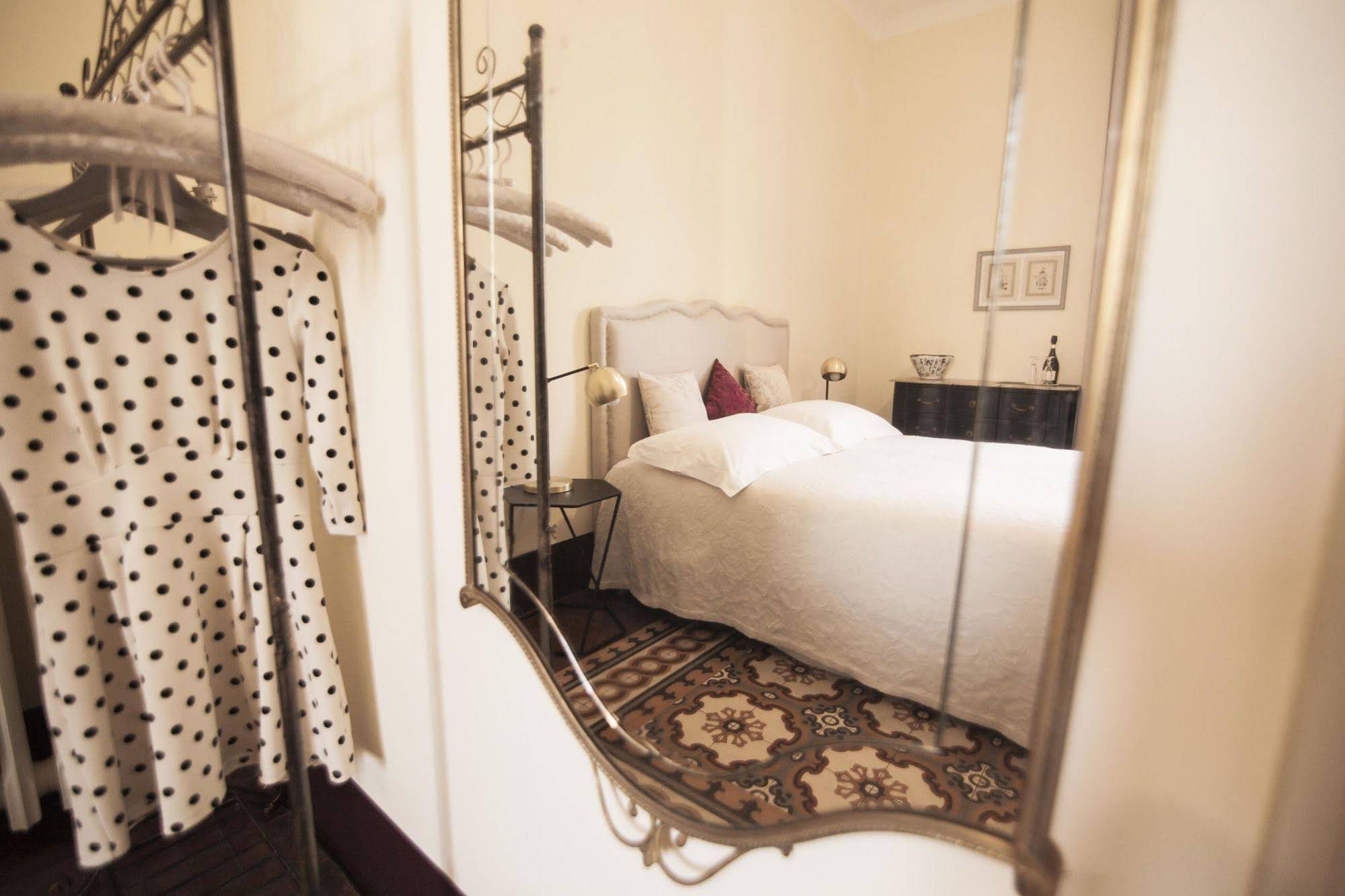 Le Flaneur Bed And Breakfast