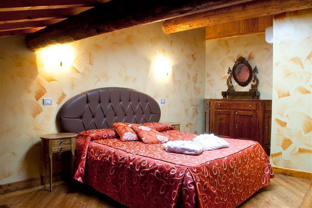 City Centre Rooms and Apartments