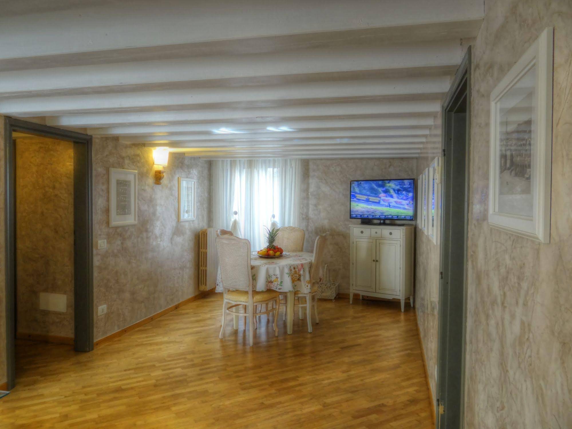 Palazzo Maffei