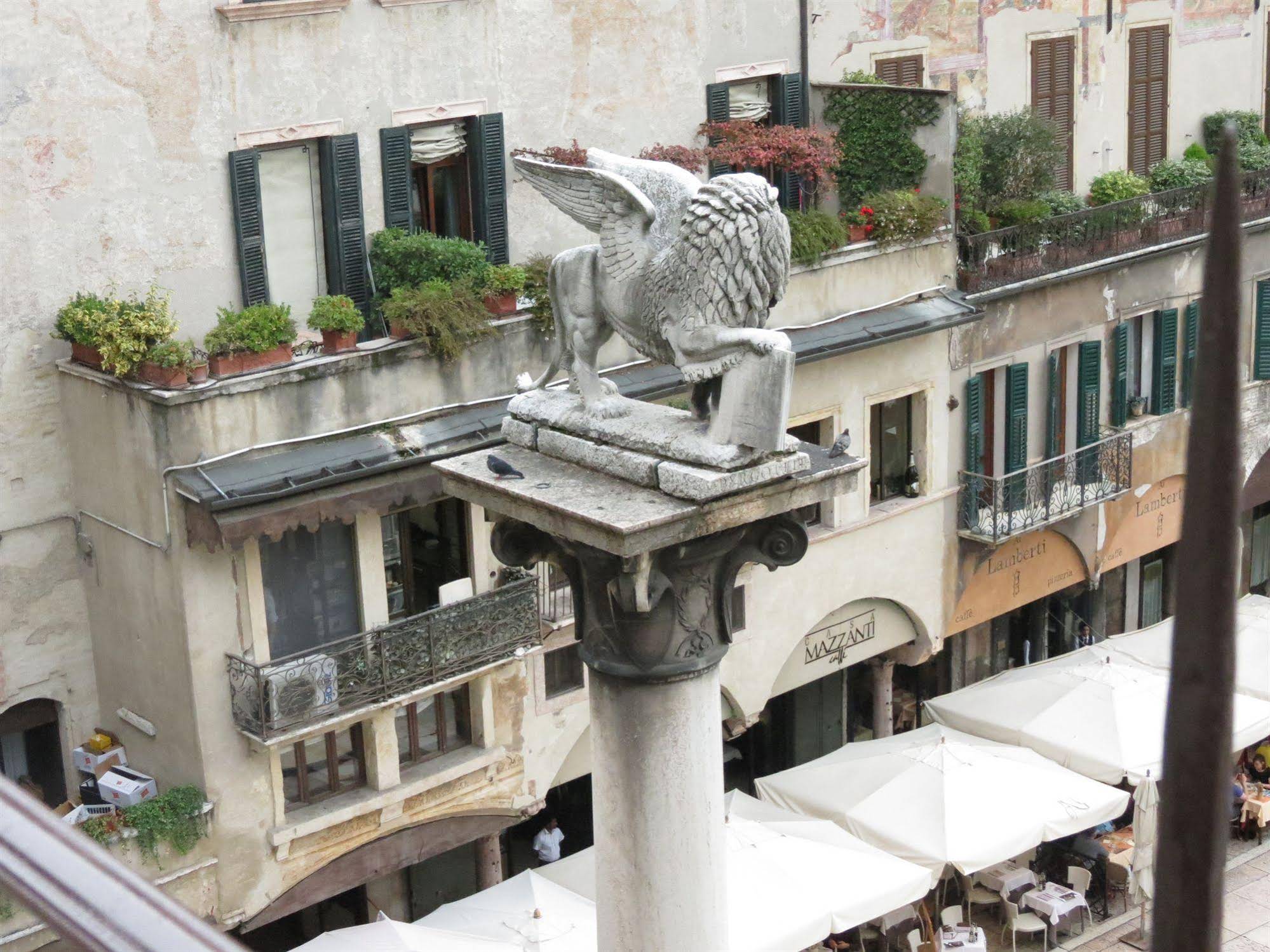 Palazzo Maffei