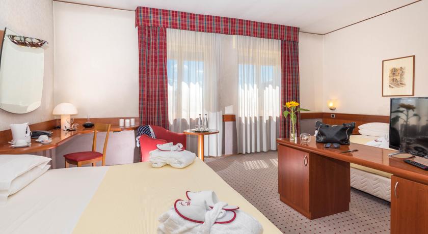 Cavallo Hotel Verona Est