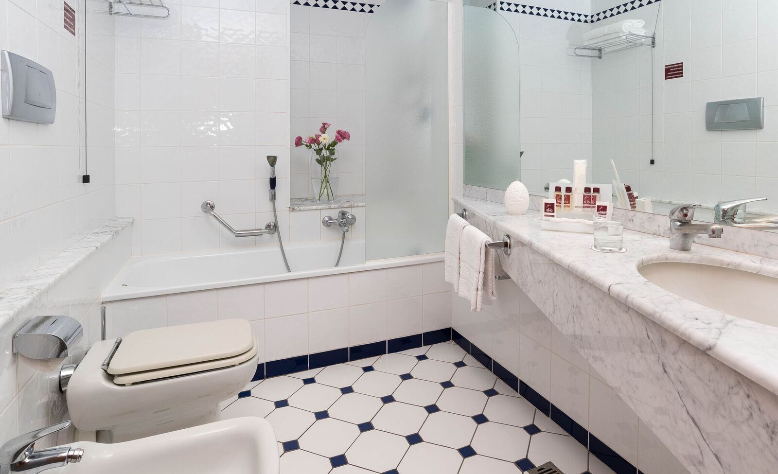 Cavallo Hotel Verona Est