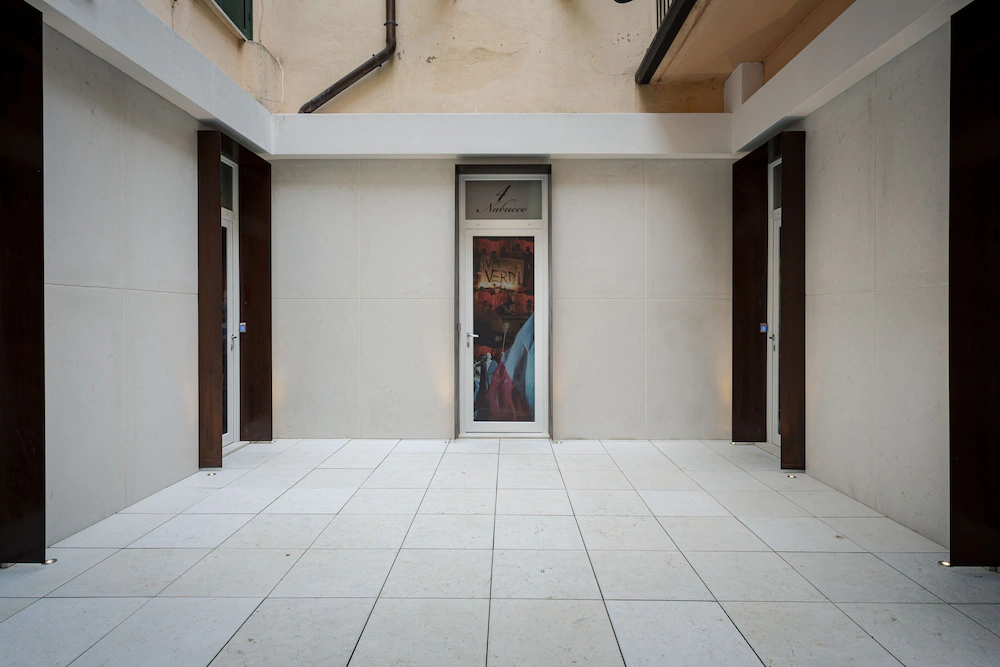 Theatrum Rooms And Apartments