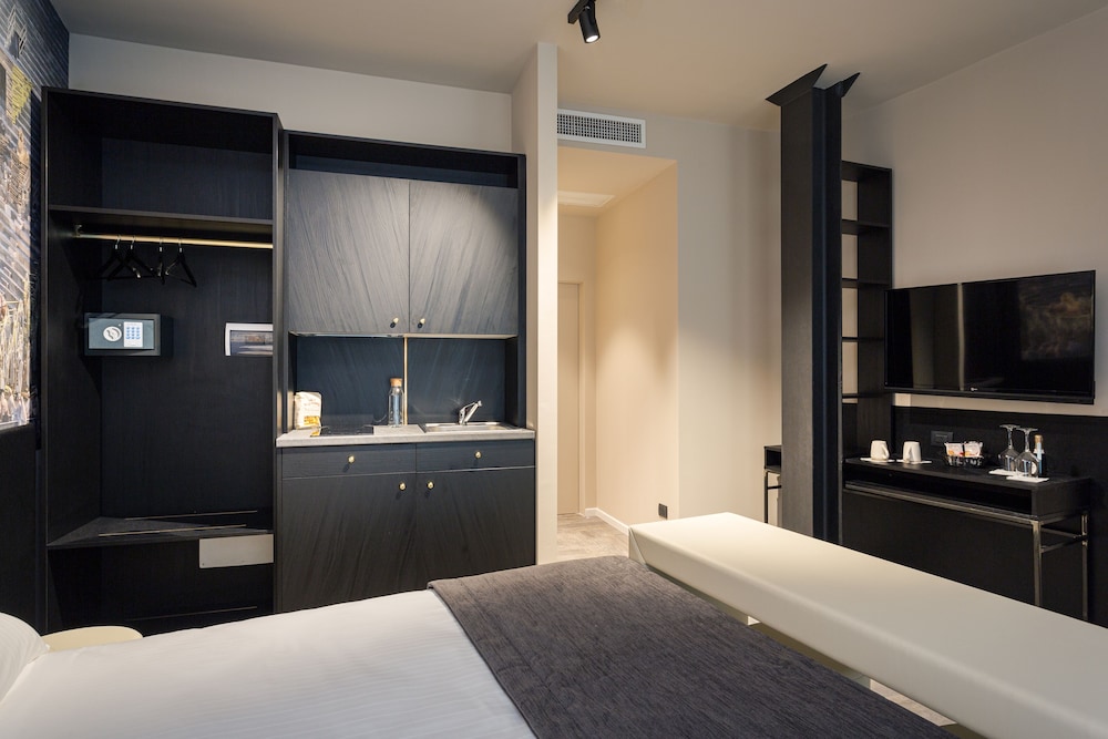 Theatrum Rooms And Apartments