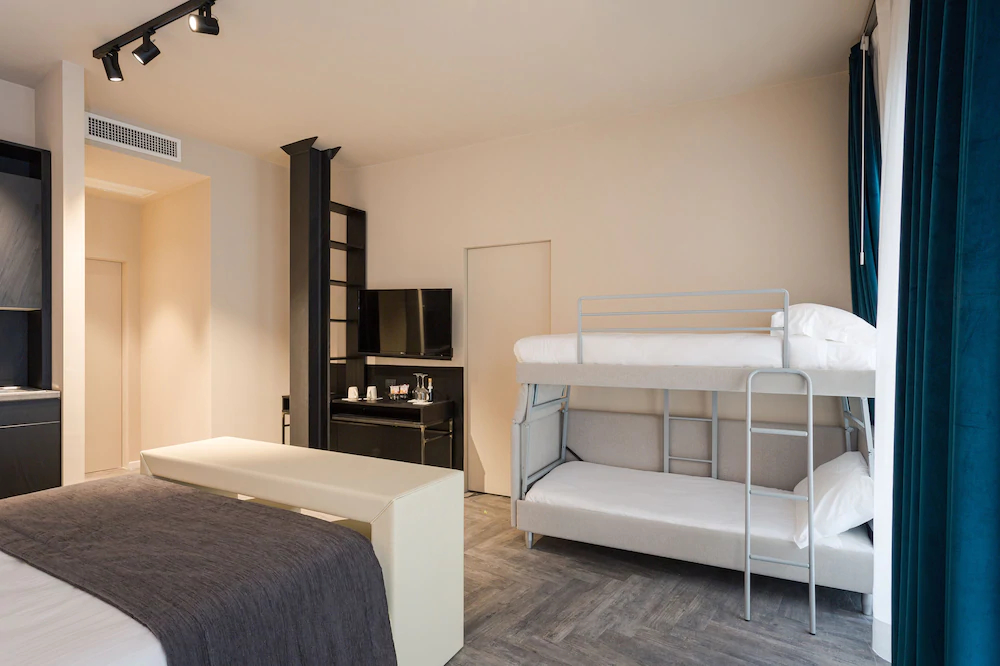 Theatrum Rooms And Apartments