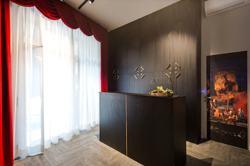 Theatrum Rooms And Apartments