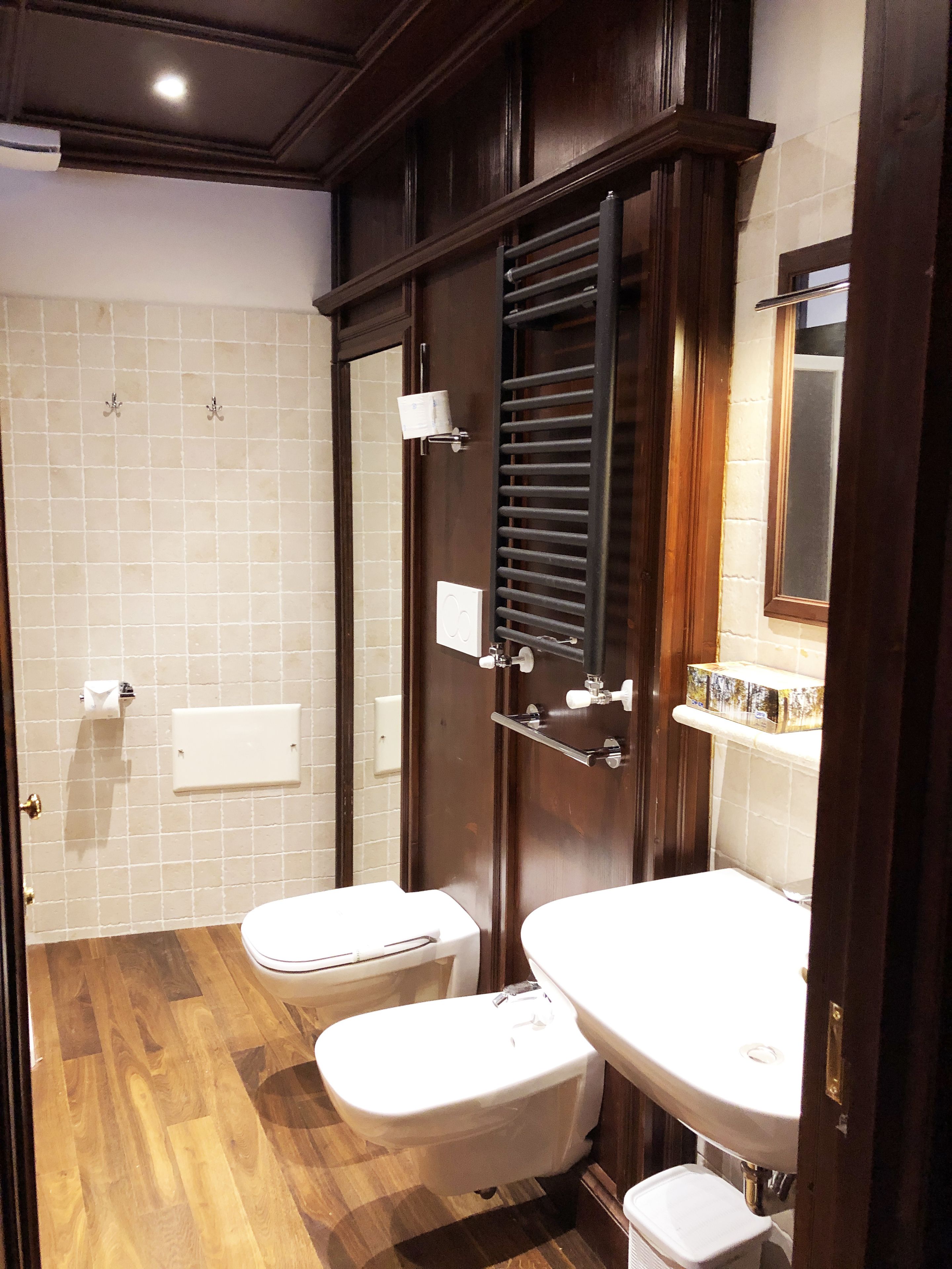 Verona Centre Rooms Verona Walls