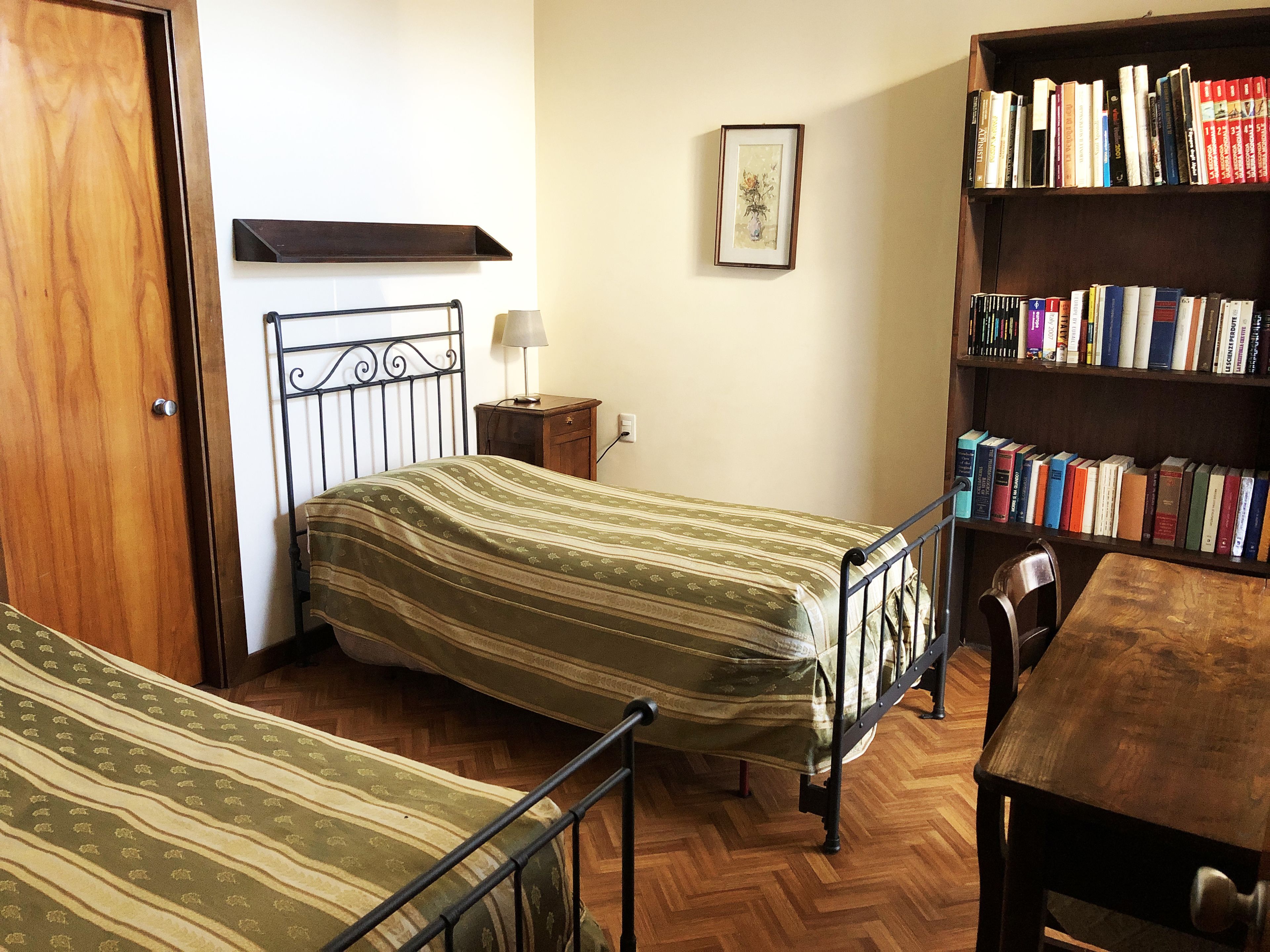 Verona Centre Rooms Verona Walls